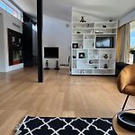 Villa \'L\'