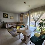 Gezellig Verblijf Met Balkon