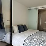 Room With Ensuite And Garden