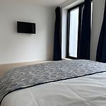 Room With Ensuite And Garden