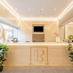 Hotel Barry