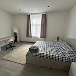 Appartement Confortable Avec Garage Premier Etage Sans Terrasse