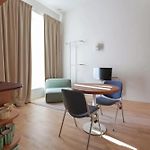 Apartment With City View In Saint-Gilles, 80 M²