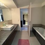 Apartment With 2 Bedrooms - Sleeps 6