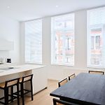 Gallery Louise 2