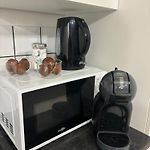 Modern 1Br And Sofa Bed Near Airport