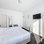 Keyless Hotel - Van Gaver