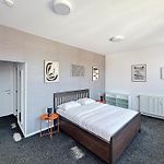Keyless Hotel - Van Gaver