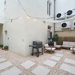 Vandenbranden Suites
