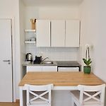 Very Nice Studio Place Stephanie
