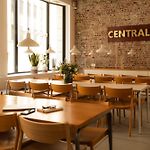 9Hotel Central