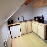 European District Apartment Thirteen