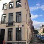Beautiful Luxurious 1 Bedroom Apartment In The Heart Of The European Quarter