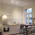 Appartement Moderne,5Pers,Acces Facile Au Centre,Berchem Brussels