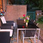 Villa & Wellness Area Jacuzzi Sauna Massage Table