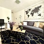 Apartment Nice & Elegant Close To The European Parliament