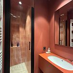 Tenbosch Residence - Park View & Comfort