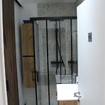 Elegant Renovated Studio, City Center Bruxelles