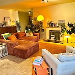 Charming 2-Bedroom Apartment With Big Balcony