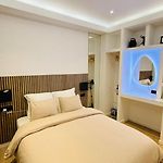Designer Studio With Private Garden Peaceful Haven
