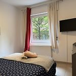 Luxueux Studio Calme Avec Jardin & Terrasse Metro Direct Centre De Bruxelles