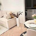 Entire Apartment, High Standing, Modern And Cozy