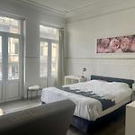 Cozy Bright Studio