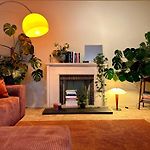 Charming 2-Bedroom Apartment With Big Balcony