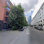 Green & Sun View Elegant Apartment - Brussels Center