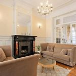 Exceptional 10Bd Home - Prestige Area Bxl