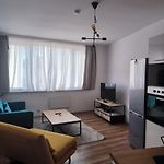 Sleek Studio Near Madou & Royal Park In Eu Area