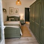 Professionally Designed Apartment In Saint-Josse-Ten-Noode