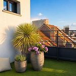 Stylish Penthouse In Bxl With 2 Panoramic Terraces