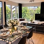 Modern City Apartment Close To Everything