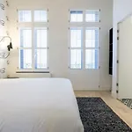 Appartement Fabulous In Chatelain Area Brussel