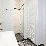 Fabulous In Chatelain Area Appartement Brussel