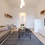 Fabulous In Chatelain Area Appartement *