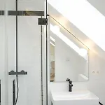 Fabulous In Chatelain Area Appartement Brussel