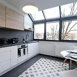 Fabulous In Chatelain Area * Brussel