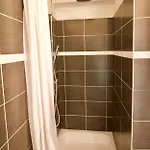 Splendid & Cosy Studio - Perfect Location 'stephanie-louise Area' Appartement *