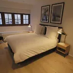 Grand Place Apartments 4