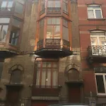 Art Nouveau Floral Appartement *