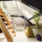 Studio With Wifi At Bruxelles