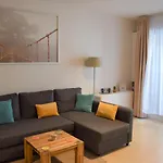 Super-Central Modern Apartment