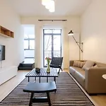 Appartement Fabulous In Chatelain Area *