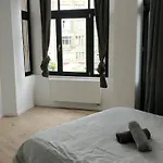Flat * Brussel