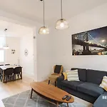 Maison Spacieuse De 6 Chambres Proche Gare Midi