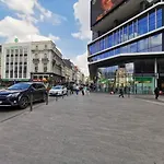 Charming Duplex On The Canal Brussels