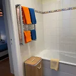 De Charme Dans Maison De Maitre Bruxelloise Appartement *