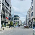 Moderne Centre De *